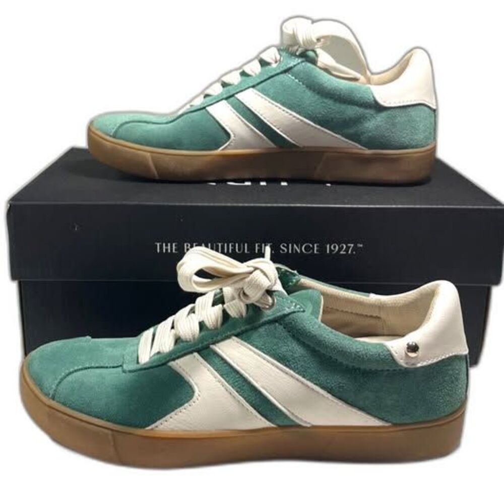 Naturalizer Women's Medina Lilypad Green Suede SZ 6M  NEW